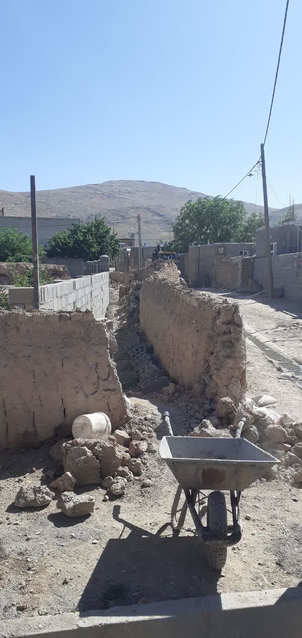 بازگشایی معابر شهر کرسف